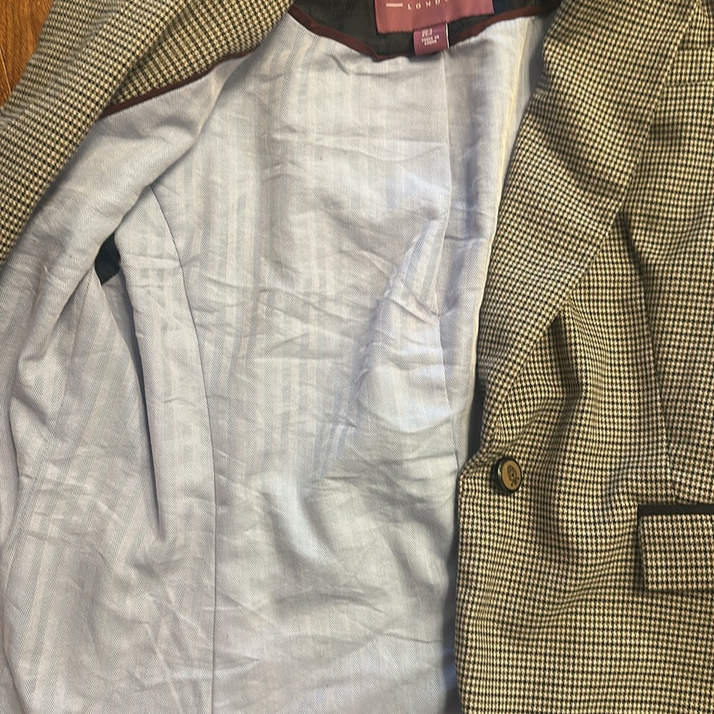 Classic Houndstooth Blazer - Picture 12 of 12